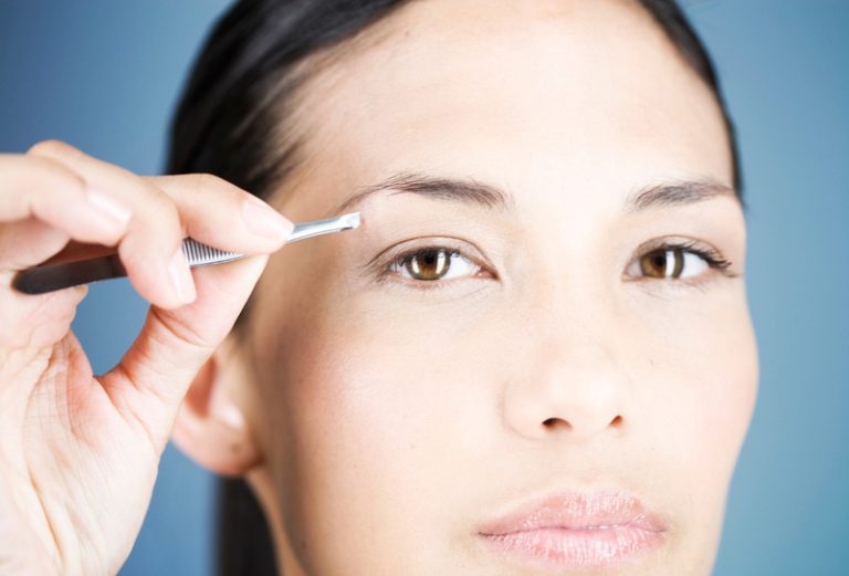 O que é o arqueamento de sobrancelhas com toxina botulínica?